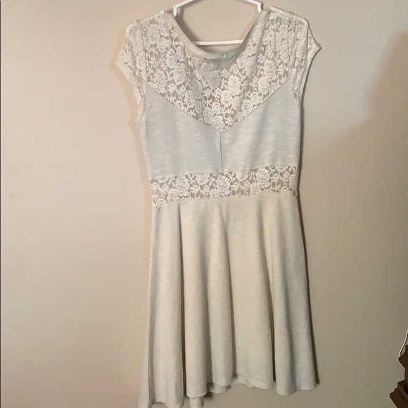 America’s Eagle Outfitters Dress - Picture 2 of 3